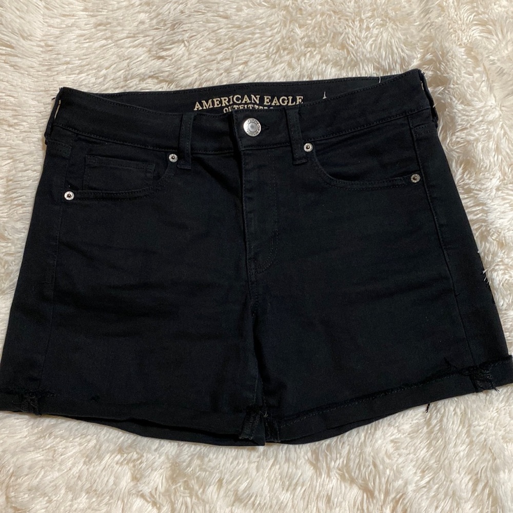 American Eagle Black MIDI Shorts; size 10